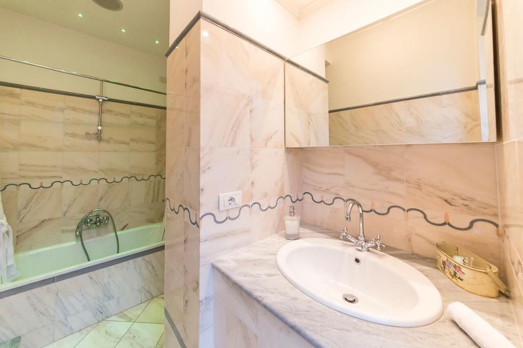 B&B Annabel Milano Eksteriør bilde